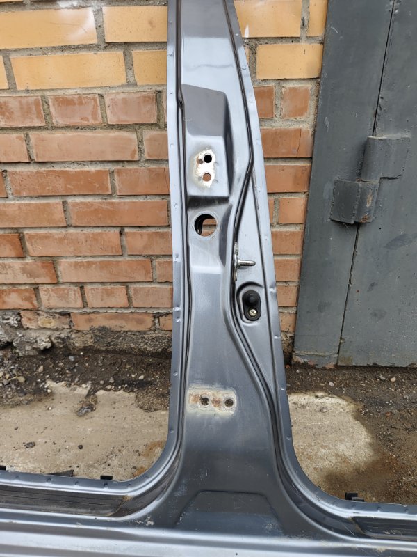 Стойка кузова, 2000 рублей, Красноярск