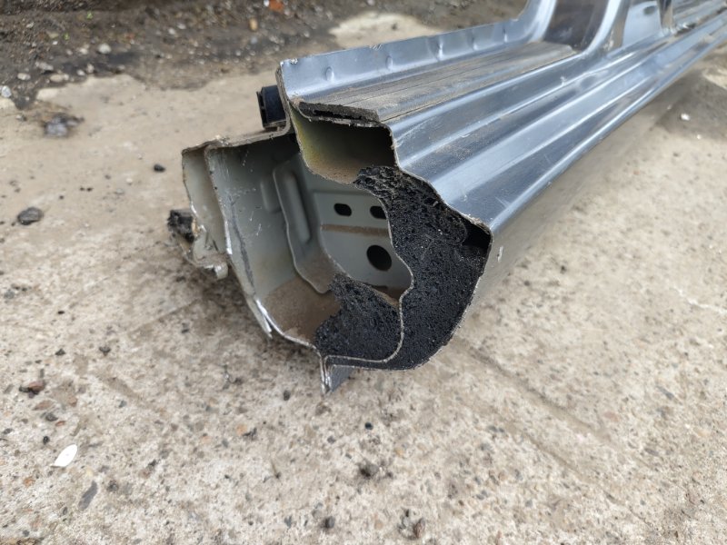 Стойка кузова, 2000 рублей, Красноярск