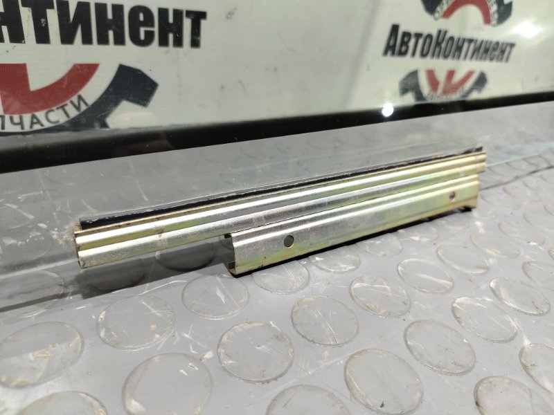 Стекло боковое, 2000 рублей, Красноярск