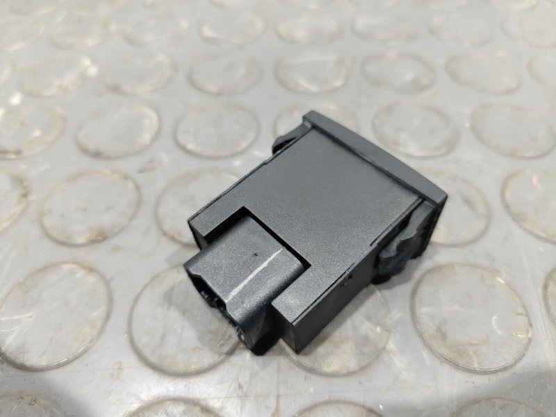 Кнопки в салон, 300 рублей, Красноярск