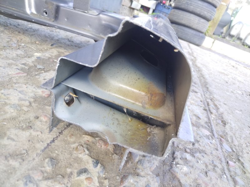 Стойка кузова, 2000 рублей, Красноярск