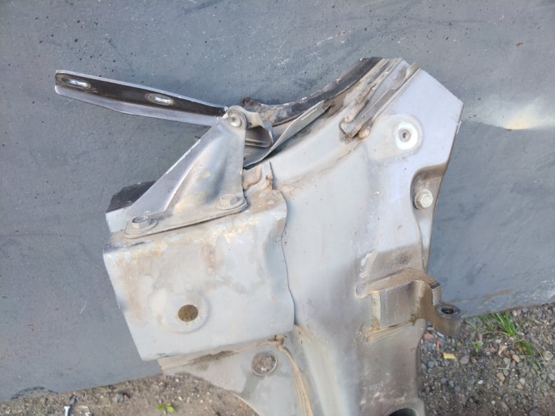 Стойка кузова, 2000 рублей, Красноярск