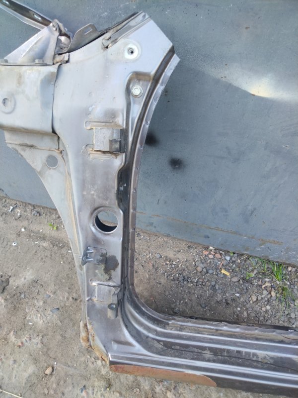 Стойка кузова, 2000 рублей, Красноярск