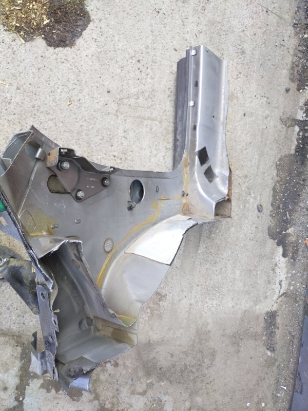 Стойка кузова, 2000 рублей, Красноярск