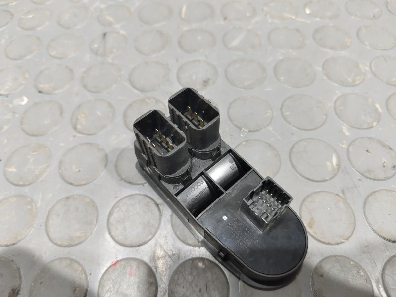 Блок управления стеклоподъемниками, 1500 рублей, Красноярск