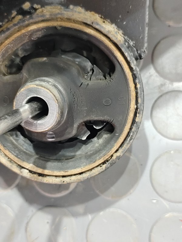 Балка подвески, 3000 рублей, Красноярск