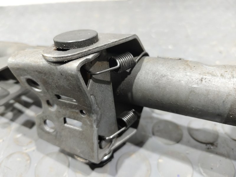 Колонка рулевая, 1000 рублей, Красноярск