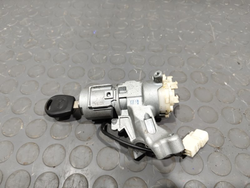 Замок зажигания, 5000 рублей, Красноярск