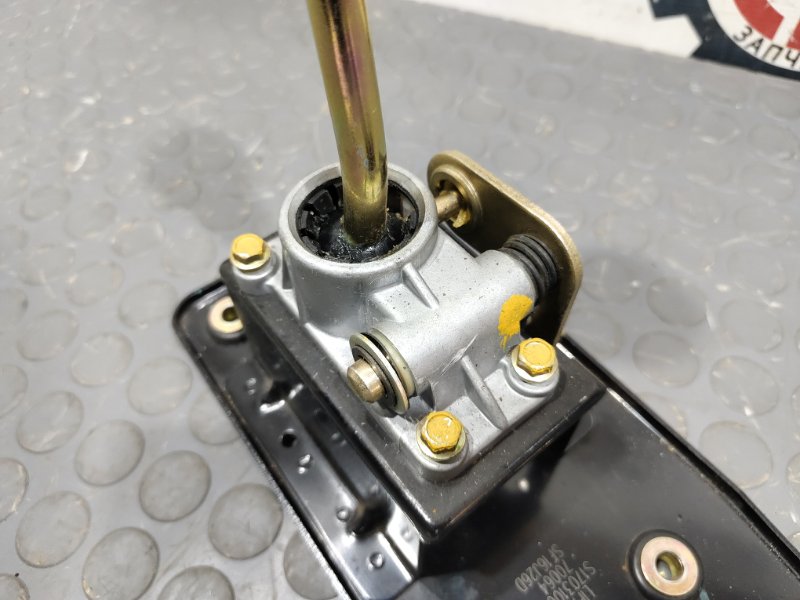 Кулиса МКПП, 2000 рублей, Красноярск