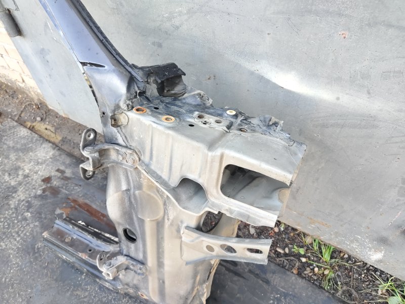 Стойка кузова, 4000 рублей, Красноярск