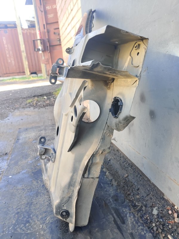 Стойка кузова, 4000 рублей, Красноярск