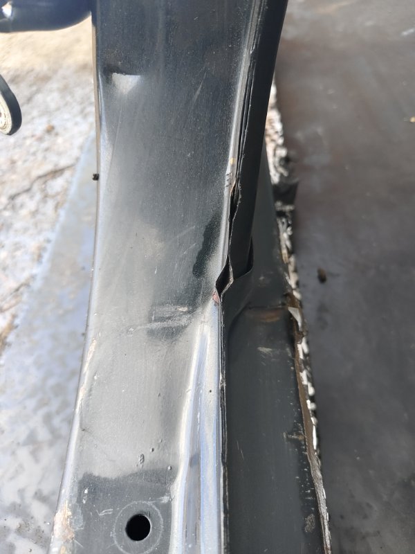 Стойка кузова, 2000 рублей, Красноярск