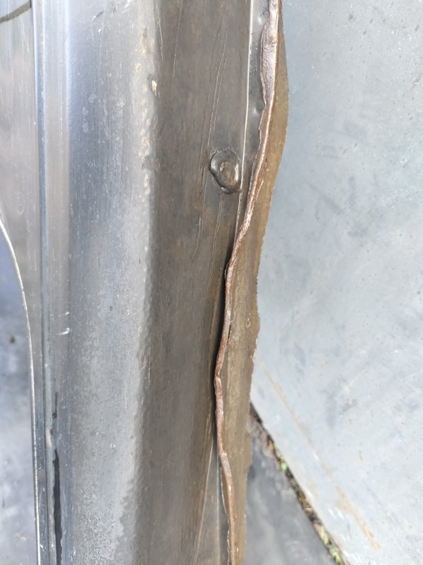 Стойка кузова, 2000 рублей, Красноярск