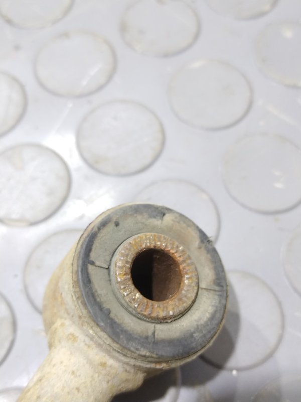 Тяга задняя, 1000 рублей, Красноярск