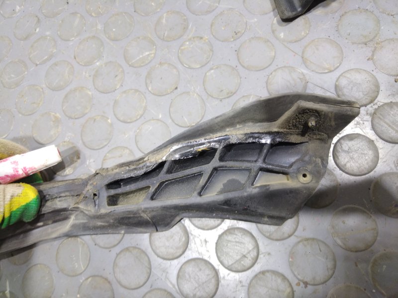 Уплотнительная резинка боковой двери, 1500 рублей, Красноярск