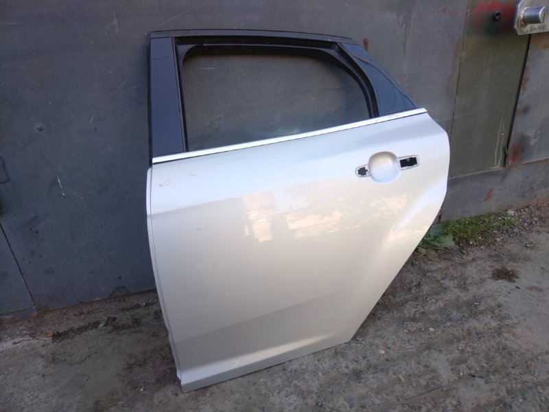 Дверь боковая, 27000 рублей, Красноярск