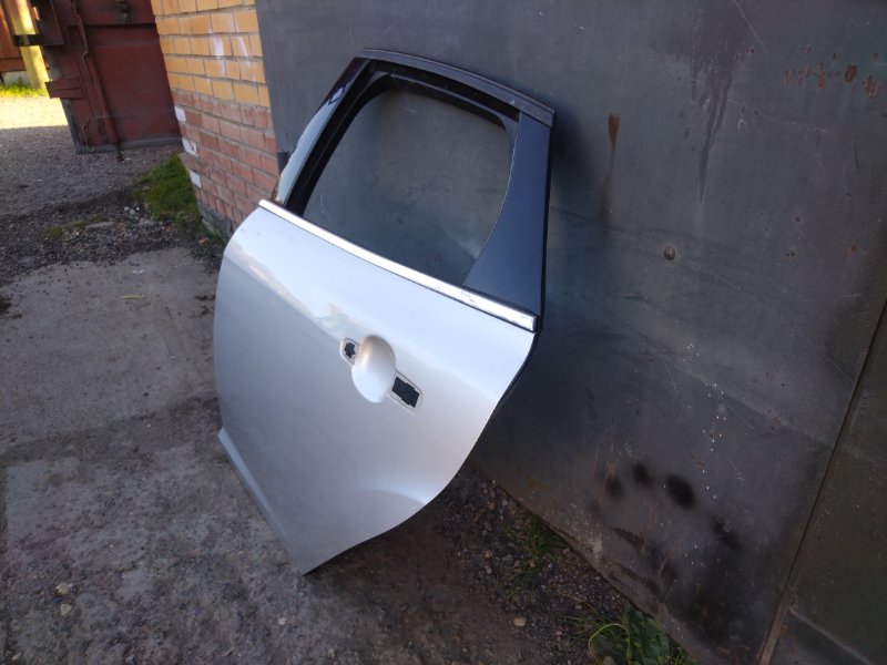 Дверь боковая, 27000 рублей, Красноярск