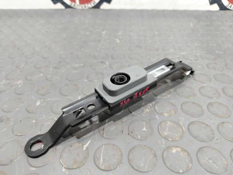 Механизм регулировки ремня безопасности, 500 рублей, Красноярск