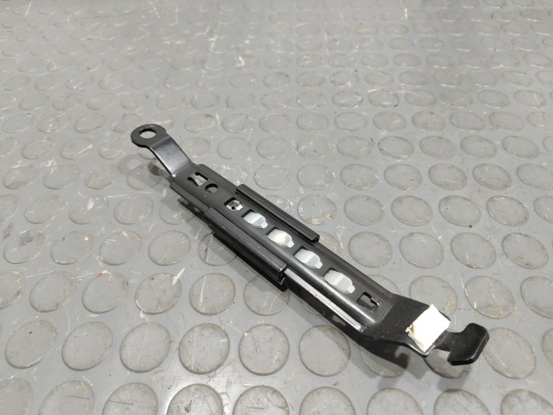 Механизм регулировки ремня безопасности, 900 рублей, Красноярск