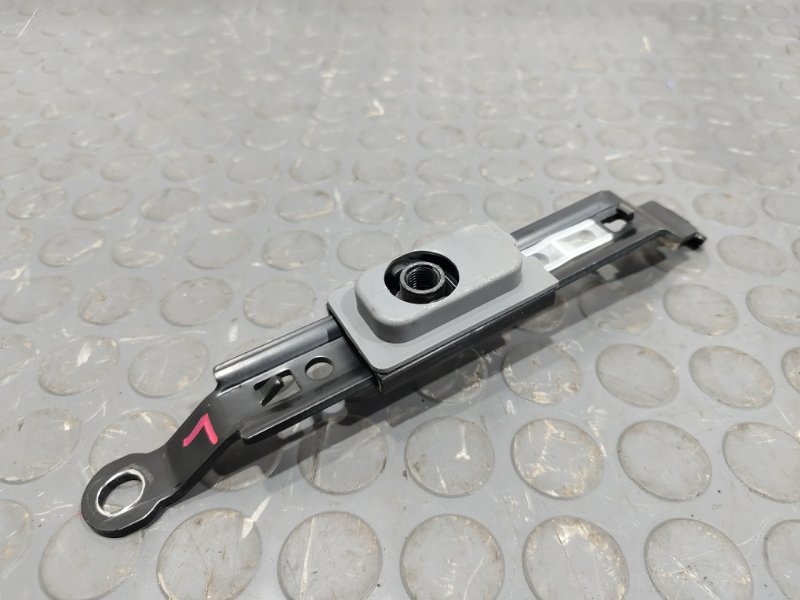 Механизм регулировки ремня безопасности, 900 рублей, Красноярск