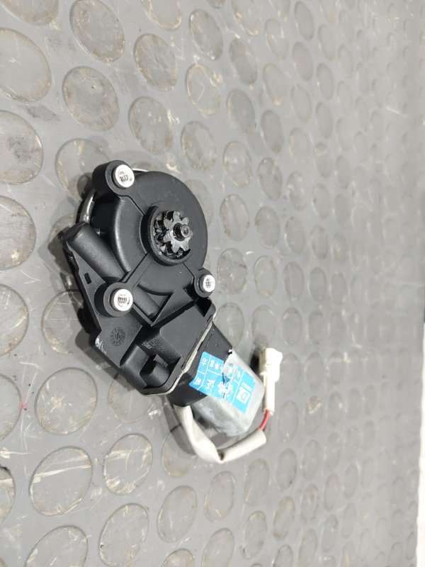 Стеклоподъемник, 1500 рублей, Красноярск