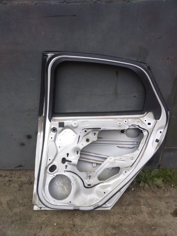 Дверь боковая, 15000 рублей, Красноярск