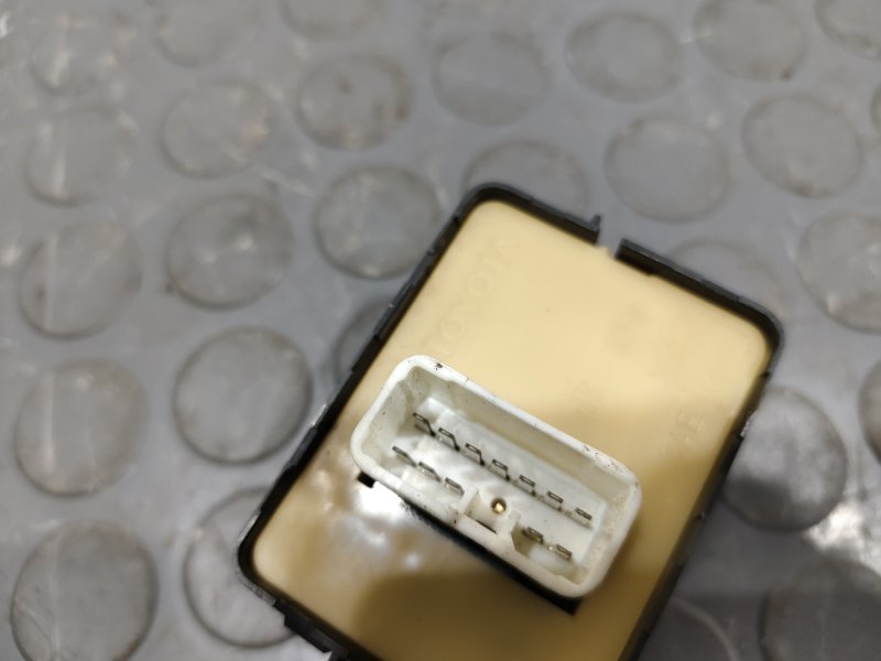 Блок управления зеркалами, 500 рублей, Красноярск