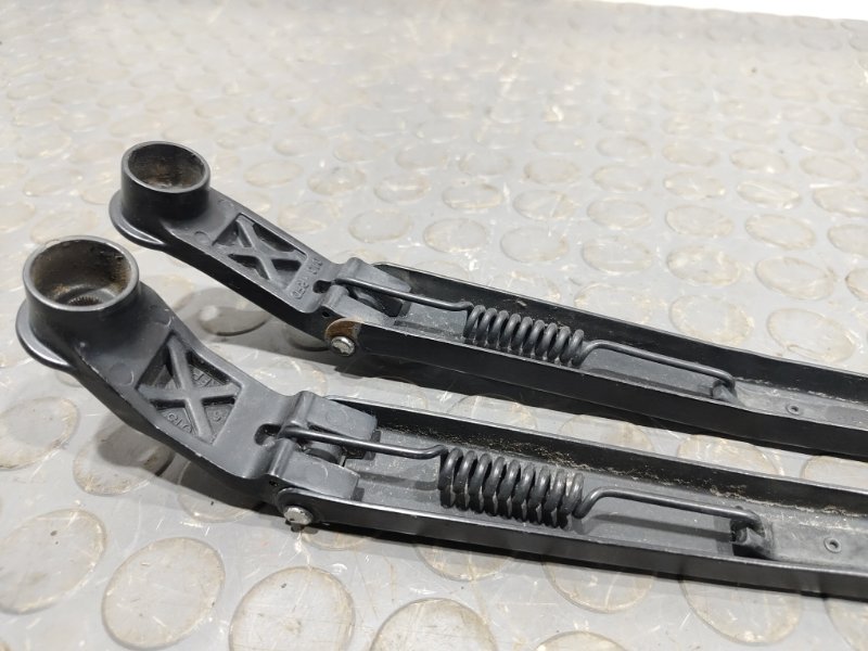 Дворник лобового стекла, 1000 рублей, Красноярск