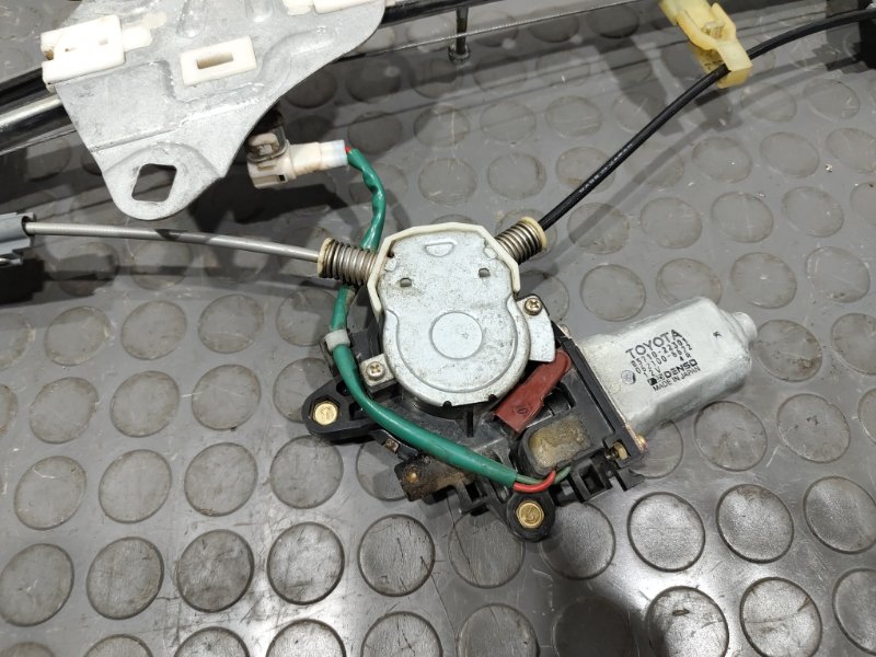 Стеклоподъемник, 15000 рублей, Красноярск