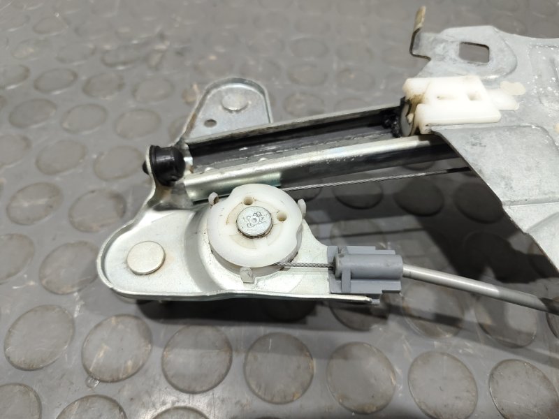 Стеклоподъемник, 15000 рублей, Красноярск