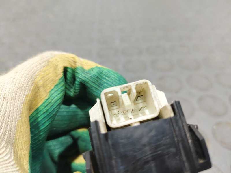 Кнопка стеклоподъемника, 500 рублей, Красноярск