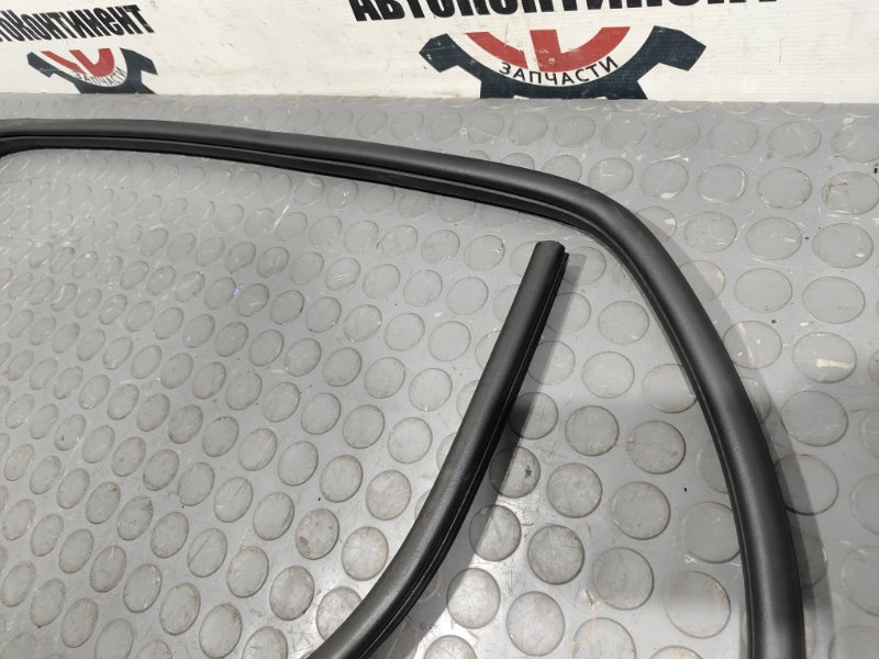 Уплотнительная резинка боковой двери, 1000 рублей, Красноярск