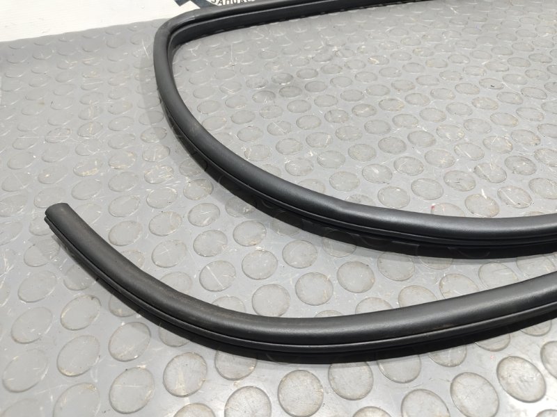Уплотнительная резинка боковой двери, 1000 рублей, Красноярск