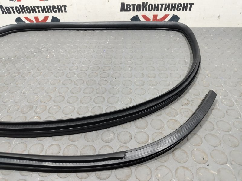Уплотнительная резинка боковой двери, 1000 рублей, Красноярск