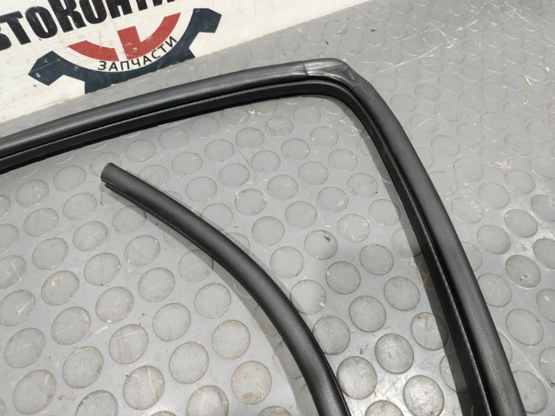 Уплотнительная резинка боковой двери, 1000 рублей, Красноярск