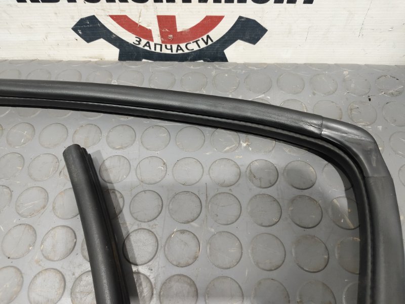Уплотнительная резинка боковой двери, 1000 рублей, Красноярск