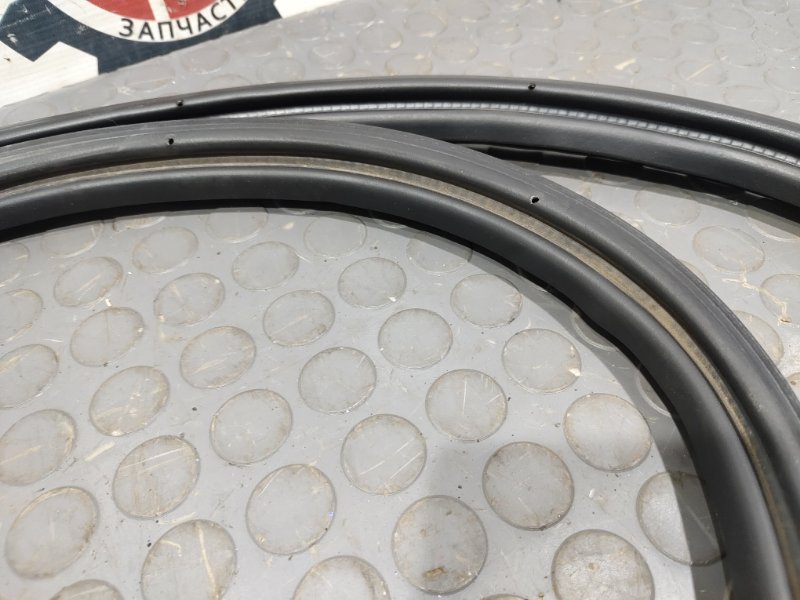 Уплотнительная резинка крышки багажника, 1000 рублей, Красноярск