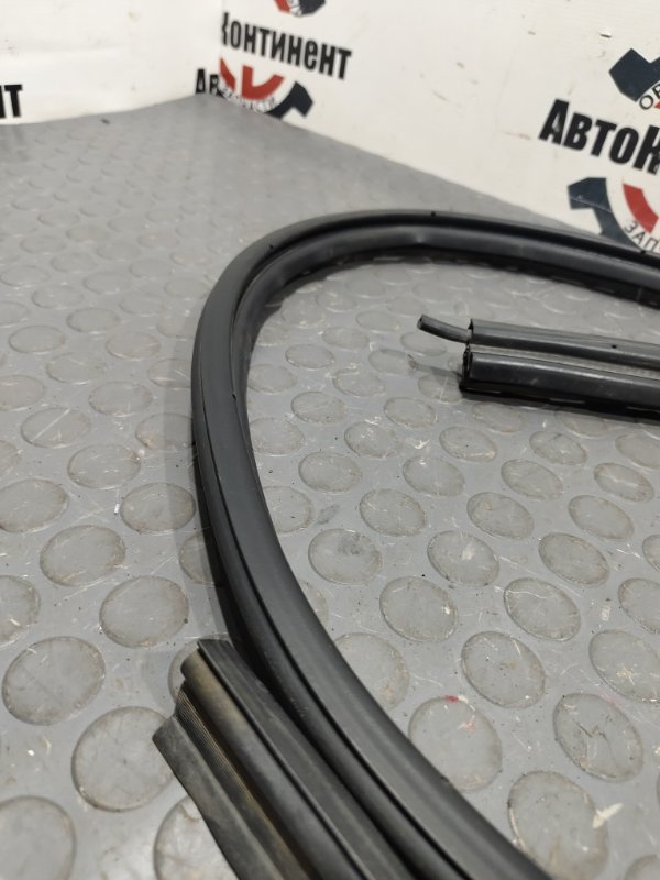 Уплотнительная резинка крышки багажника, 1000 рублей, Красноярск