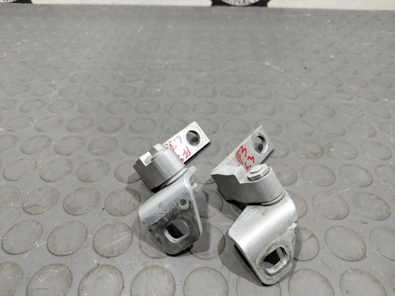 Петля двери, 1000 рублей, Красноярск