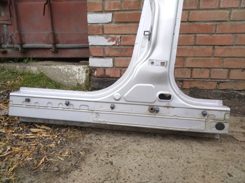 Стойка кузова, 3700 рублей, Красноярск