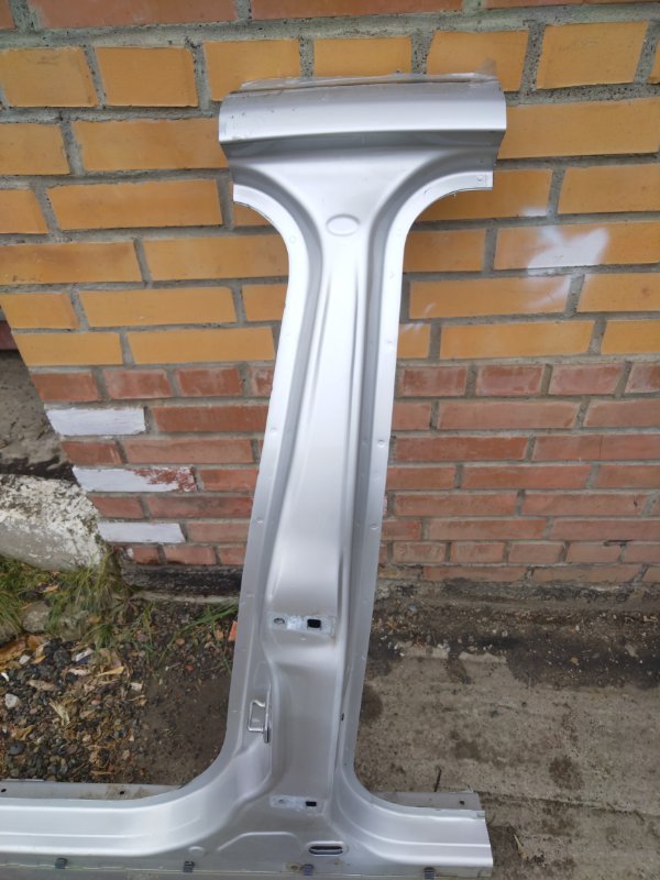 Стойка кузова, 3700 рублей, Красноярск