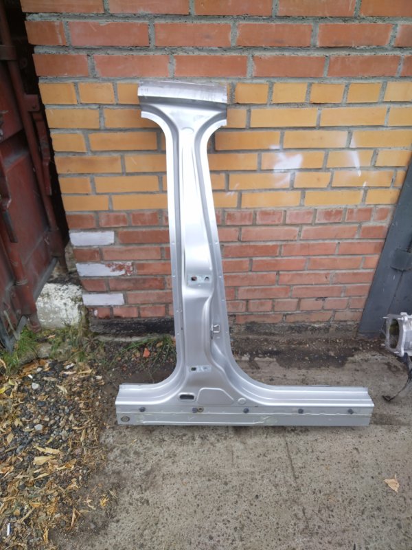 Стойка кузова, 3700 рублей, Красноярск