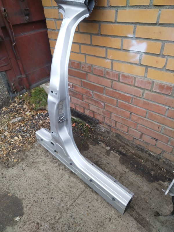 Стойка кузова, 3700 рублей, Красноярск