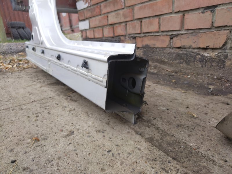 Стойка кузова, 3700 рублей, Красноярск