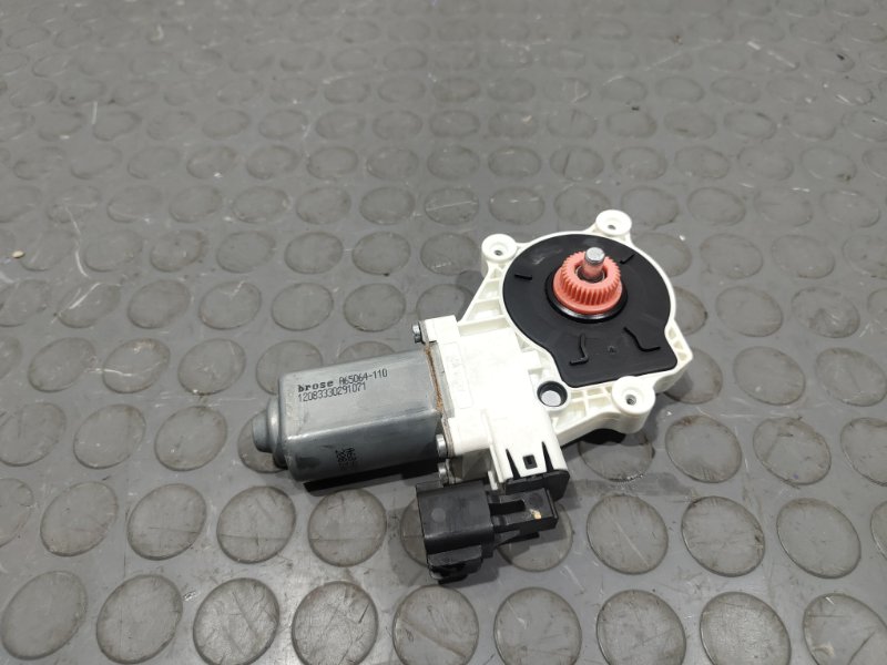 Стеклоподъемник, 2000 рублей, Красноярск