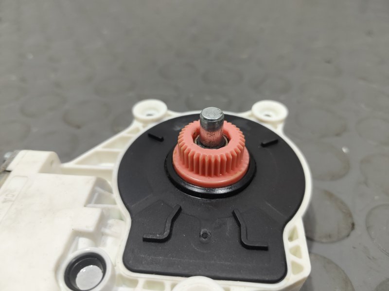 Стеклоподъемник, 2000 рублей, Красноярск