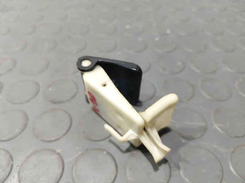 Рычаг открывания капота, 500 рублей, Красноярск