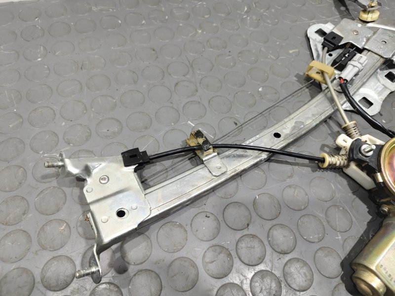 Стеклоподъемник, 2500 рублей, Красноярск