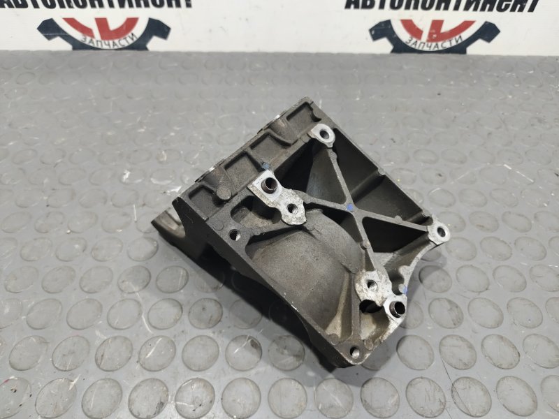 Кронштейн, 1500 рублей, Красноярск