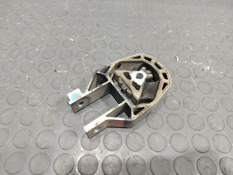 Подушка двигателя, 2000 рублей, Красноярск